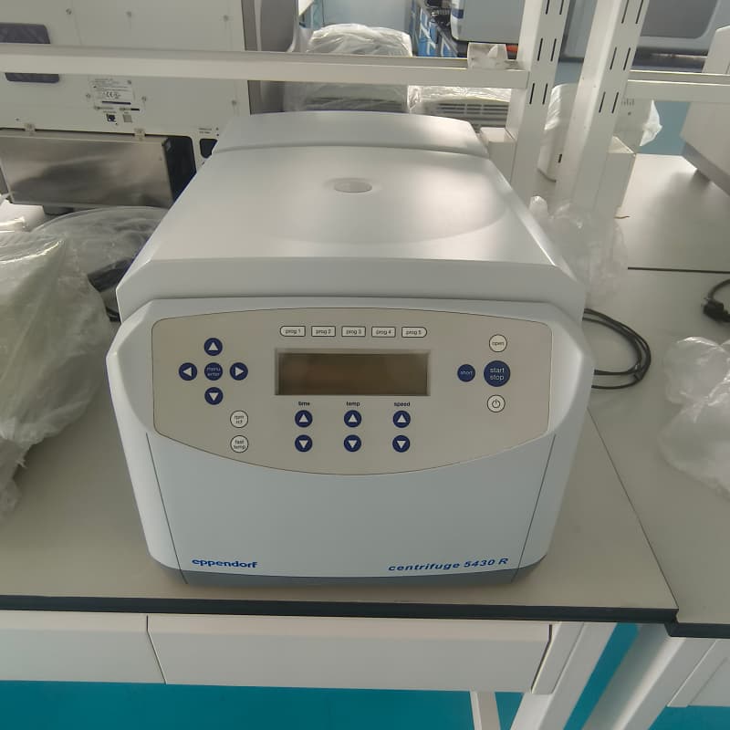 Eppendorf Centrifuge 5430 R